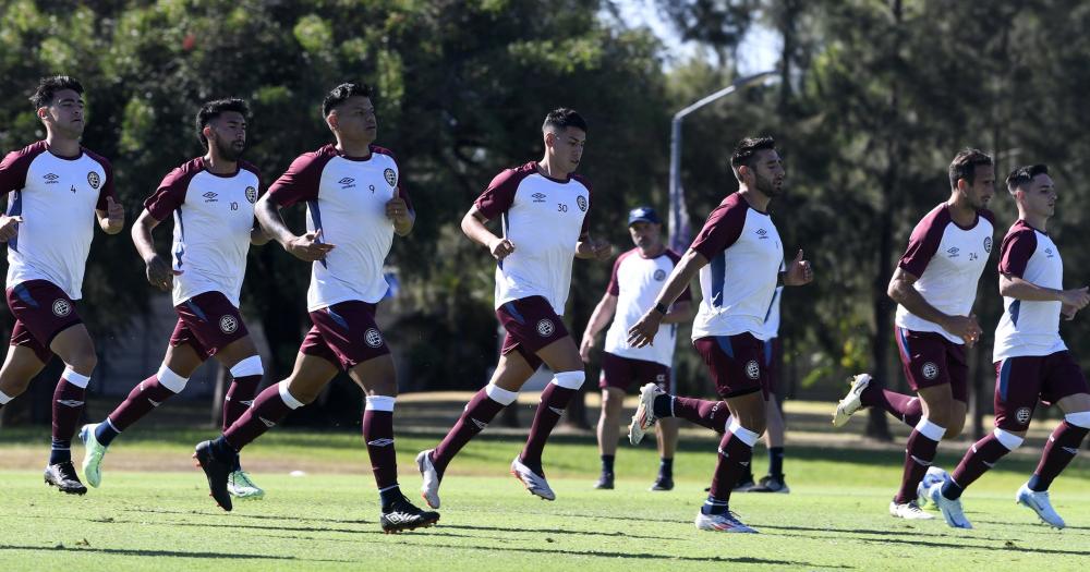 Lanús se aseguró por dos años a una joya promesa del club