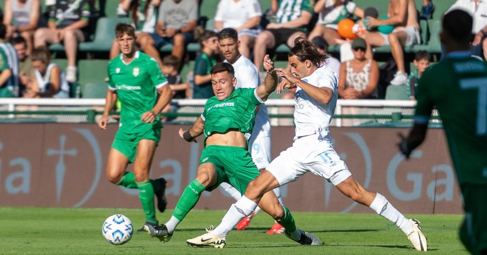 Banfield gracias a un golazo de Rivera le gana a Belgrano