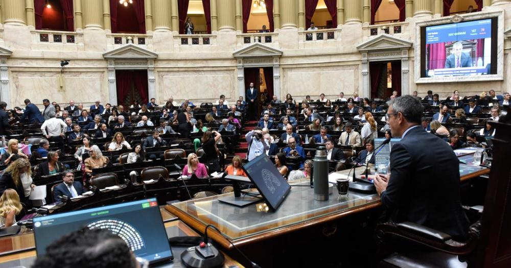 Un diputado libertario reconoció que el oficialismo la tendr difícil para suspender las PASO en el Senado