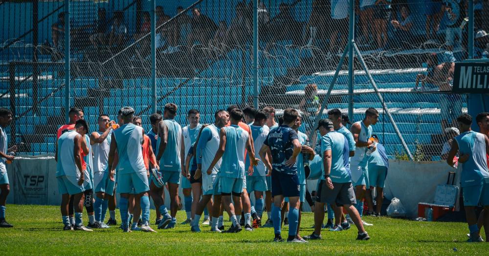 Temperley sumó dos nuevo refuerzos