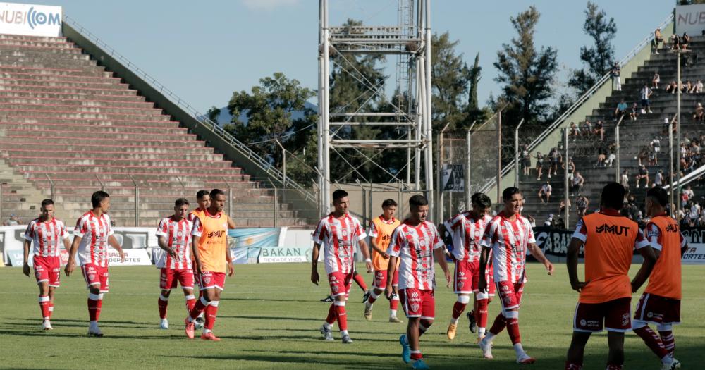 Talleres cerró el marcado de pases