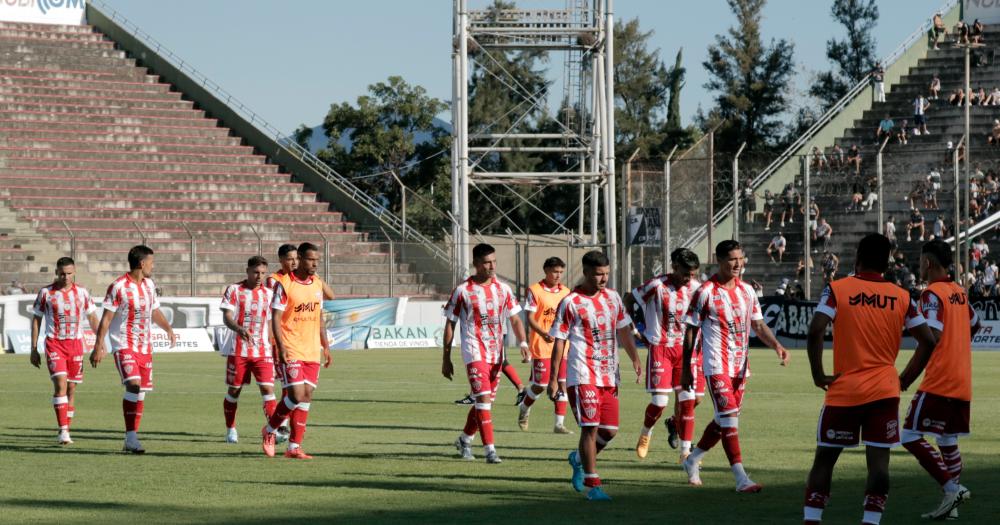 Talleres cerró el marcado de pases