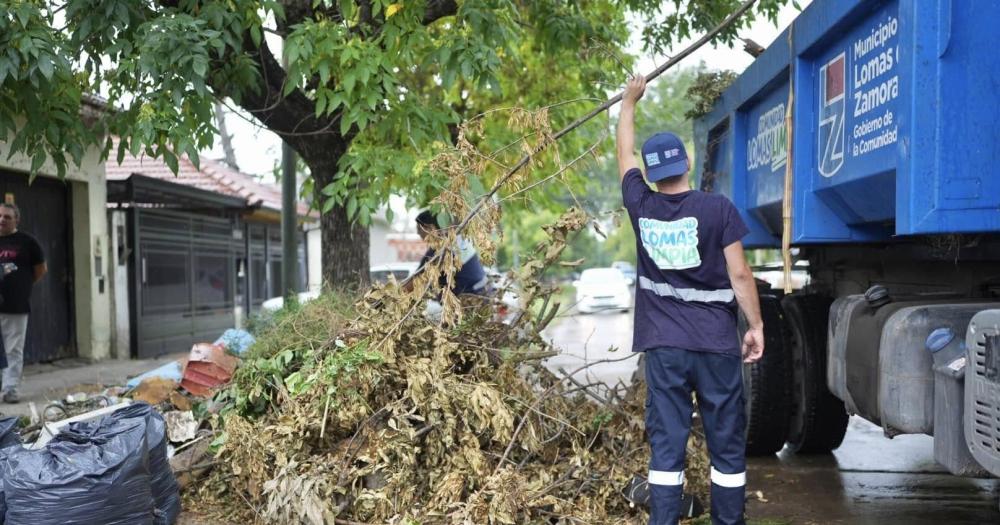 En Lomas intensificaron los trabajos por las lluvias del fin de semana