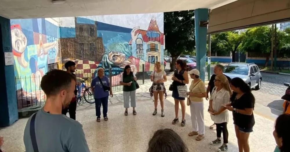 El mural inspirado en Casa Tomada una parada obligada