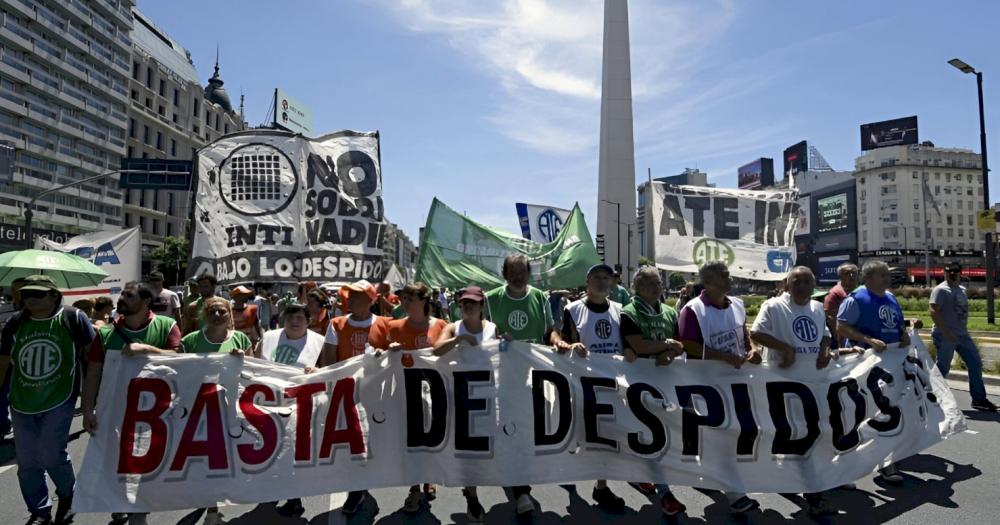 Por el cierre de la Secretariacutea de Vivienda hay 500 nuevos despidos