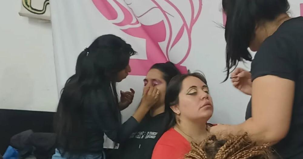 Desde maquillaje artístico hasta service en aire acondicionados