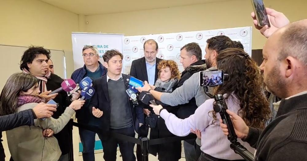 Tragedia de Bahiacutea Blanca- Kicillof le exige maacutes fondos a Milei