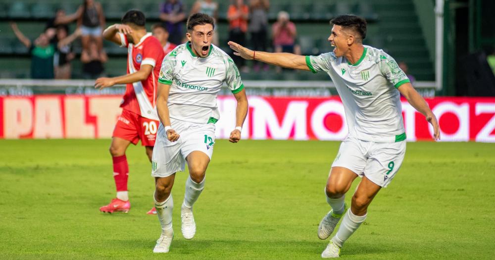 El gol de Ríos ante Argentinos contó con una gran ayuda de Diego Rodríguez