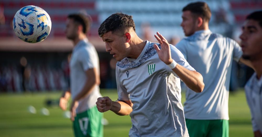 Banfield busca tres puntos clave en Santa Fe