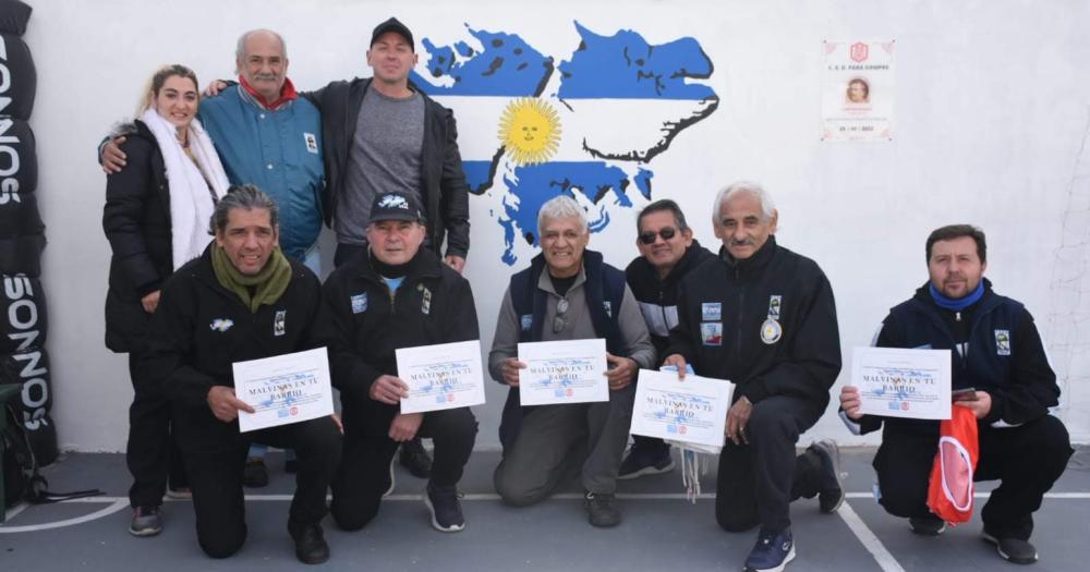 Charla y homenaje a los héroes y veteranos de Malvinas