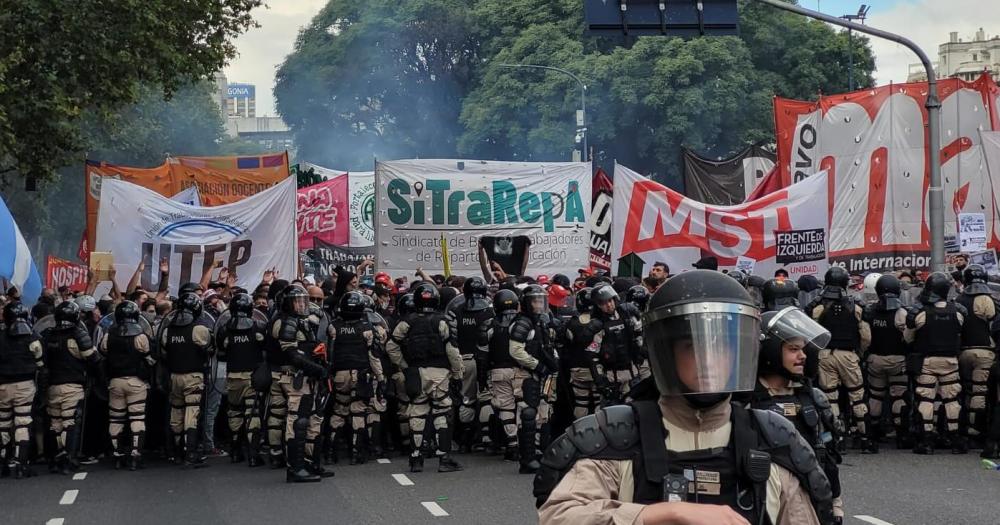 Queacute puede hacer y queacute no la Policiacutea en una manifestacioacuten