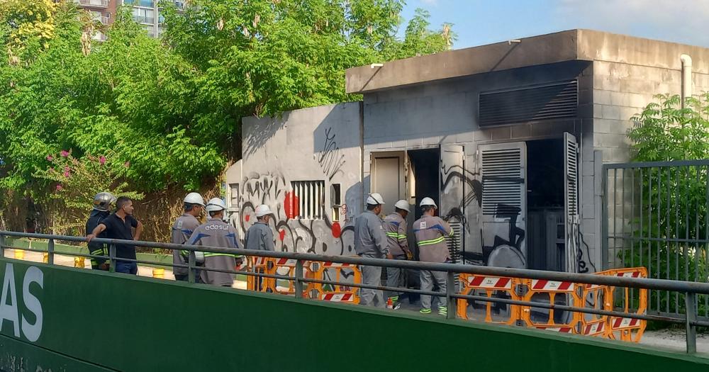 Se prendioacute fuego una caacutemara de Edesur en el centro de Lomas