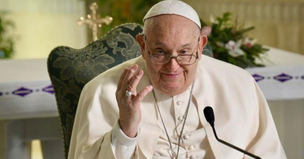 El papa Francisco recibió el alta tras 37 días internado