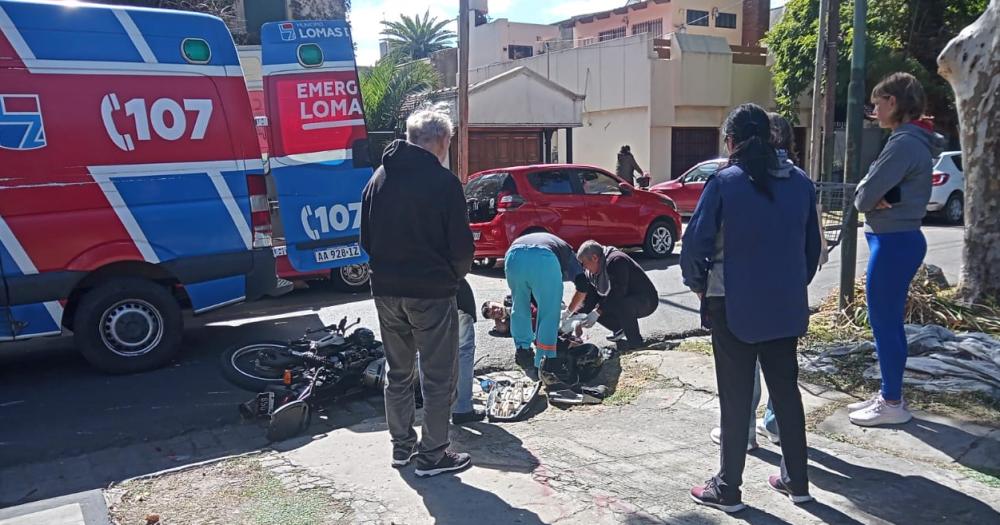 Intervino una ambulancia de Emergencias Lomas