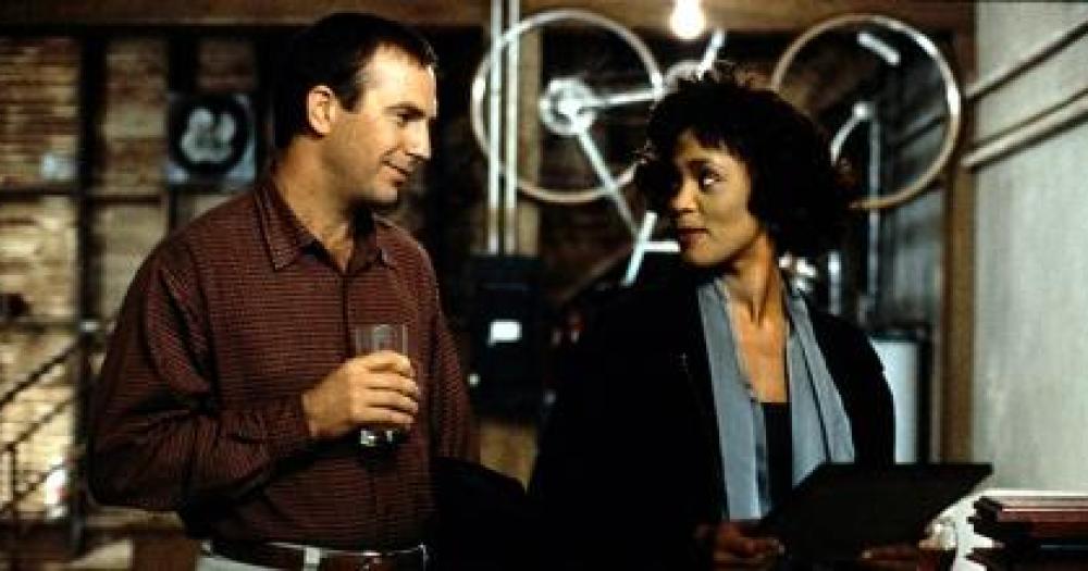 La versión original con Kevin Costner y Whitney Houston