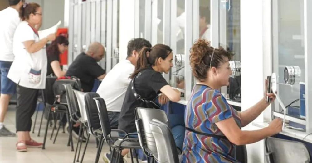 Inscriben al Registro de Mayores Contribuyentes en Lomas de Zamora