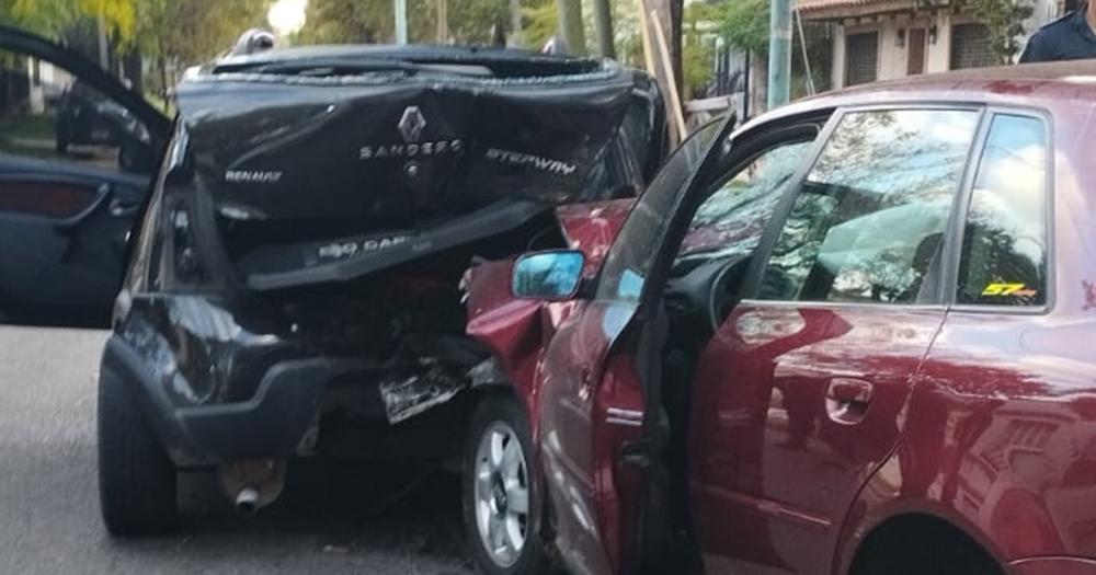 Así quedaron los autos tras el choque