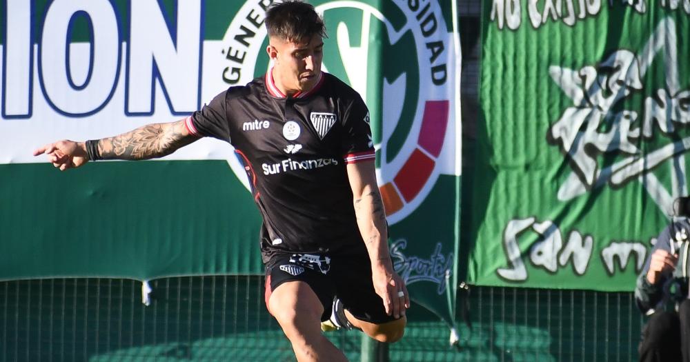 Nazareno Fern?ndez Colombo jugador de Los Andes