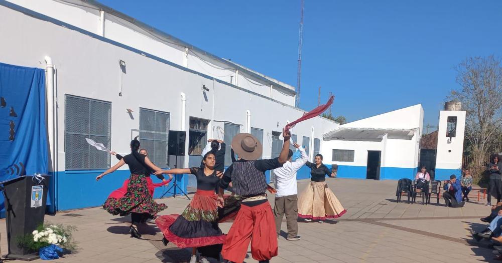 Participó el ballet de danzas folklóricas