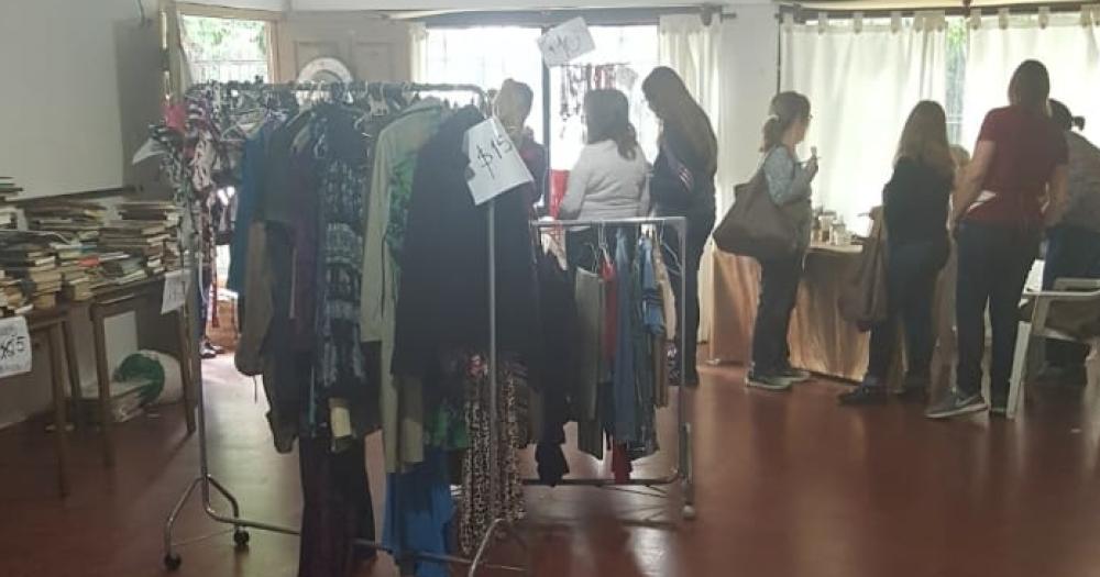 El próximo sbado para comprar a precios muy bajos y ayudar