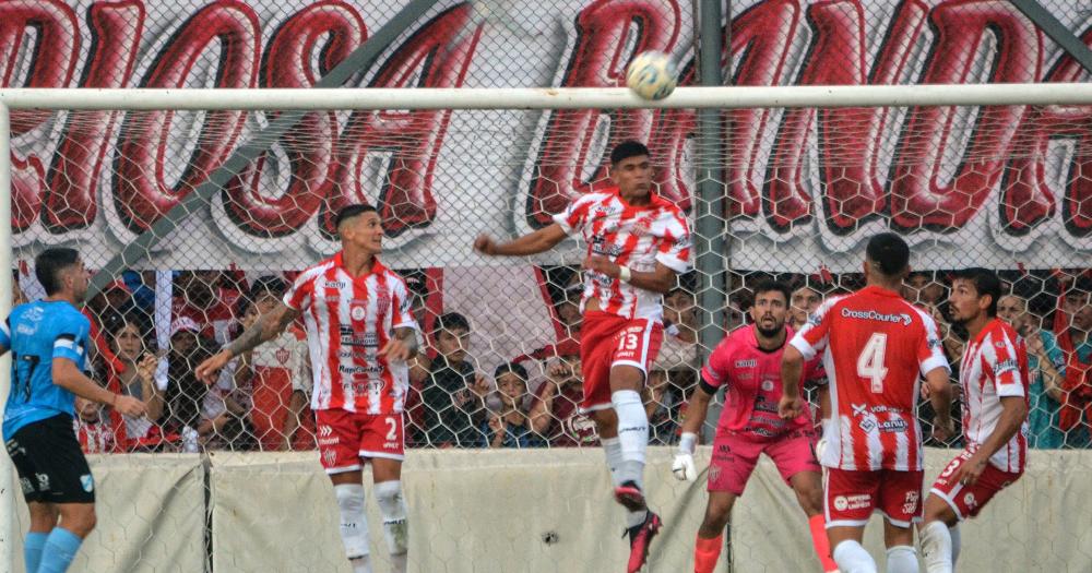 Facundo Infante debutó en Talleres en el encuentro ante Temperley