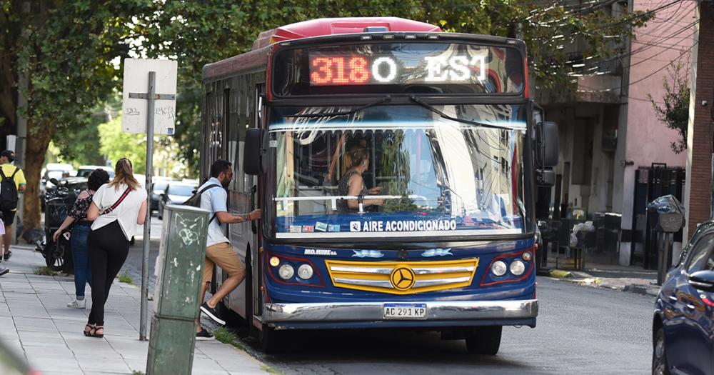 La línea 318 no circular este martes