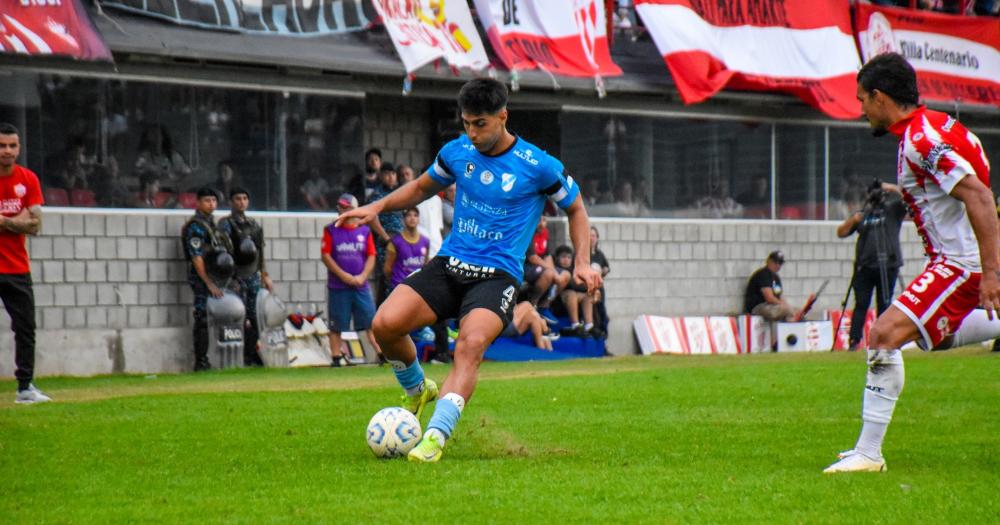 Lorenzo Monti trepa por su lateral