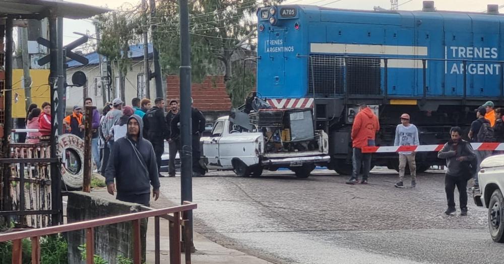 El automovilista cruzó con la barrera baja