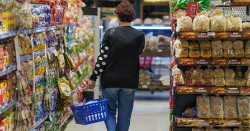 Productos de la canasta baacutesica subieron hasta 20-en-porciento- en abril