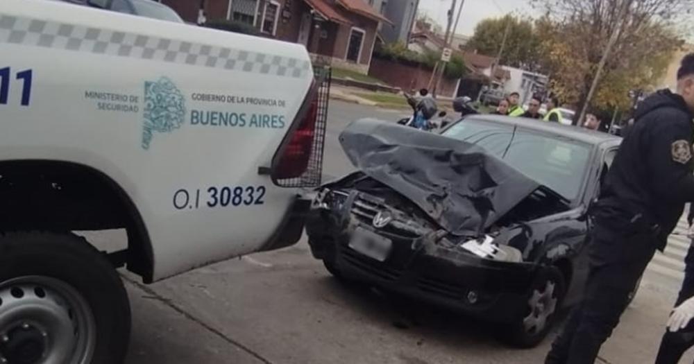 El auto quedó destruido tras el choque