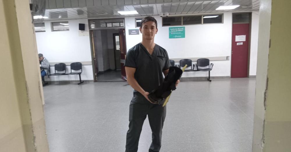 Alejandro trabaja en el Hospital Gandulfo donde atiende a decenas de personas a diario