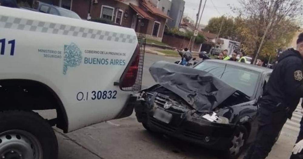 El auto quedó destruido tras el choque