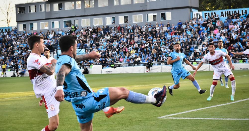 El Gasolero busca imponerse ante Morón este domingo en el Beranger