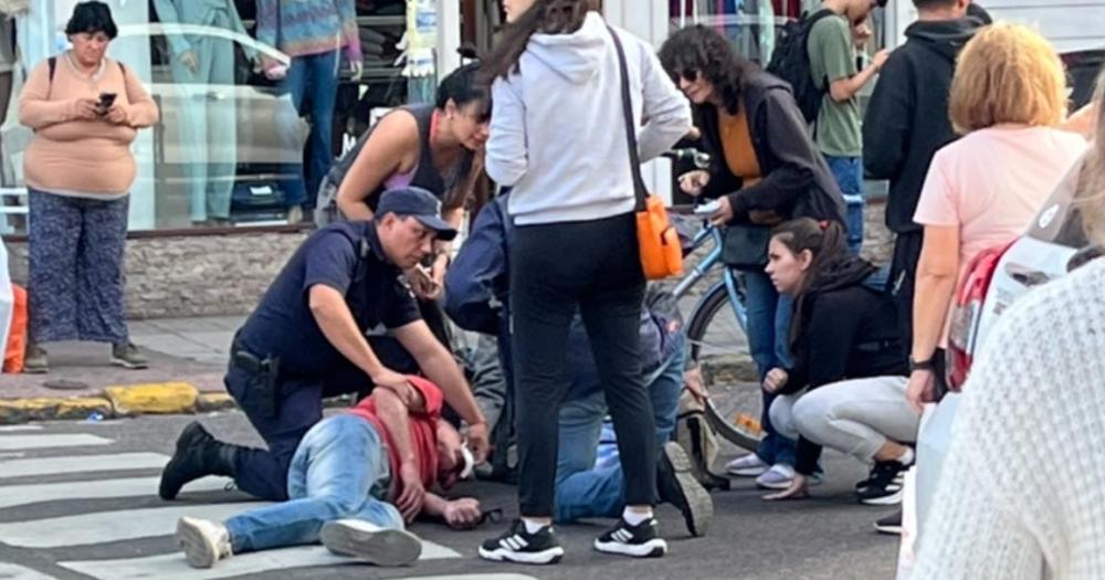 El hombre fue asistido por los vecinos