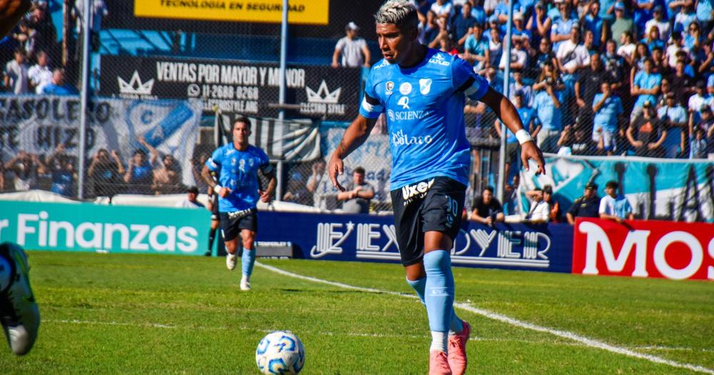 Temperley no pudo enfrentar a Estudiantes en Caseros por las fuertes lluvias