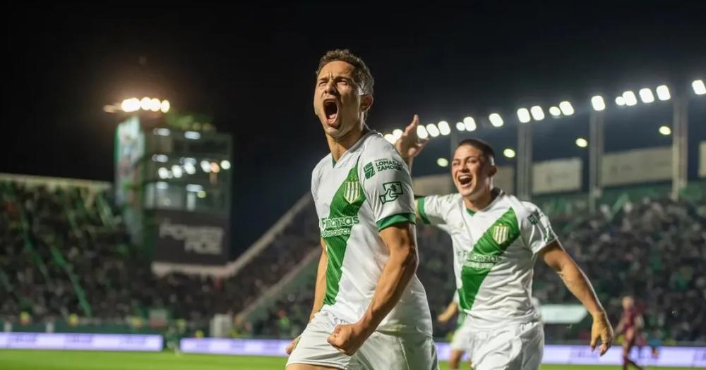 Seguir en Banfield El delantero Juan Bisanz se encuentra entrenando con la reserva del taladro