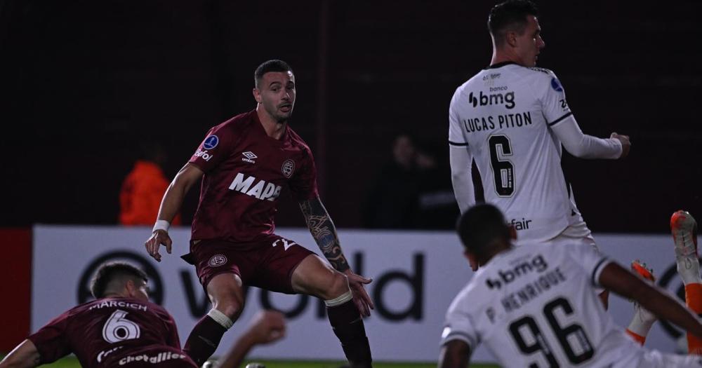 con gol de Carrera Lanús selló la clasificación
