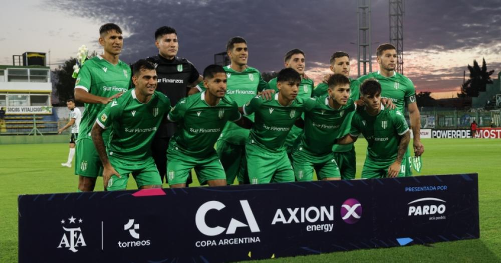El 11 de Banfield ante Villa Mitre