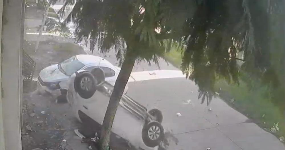 El choque quedó grabado por una cmara de seguridad