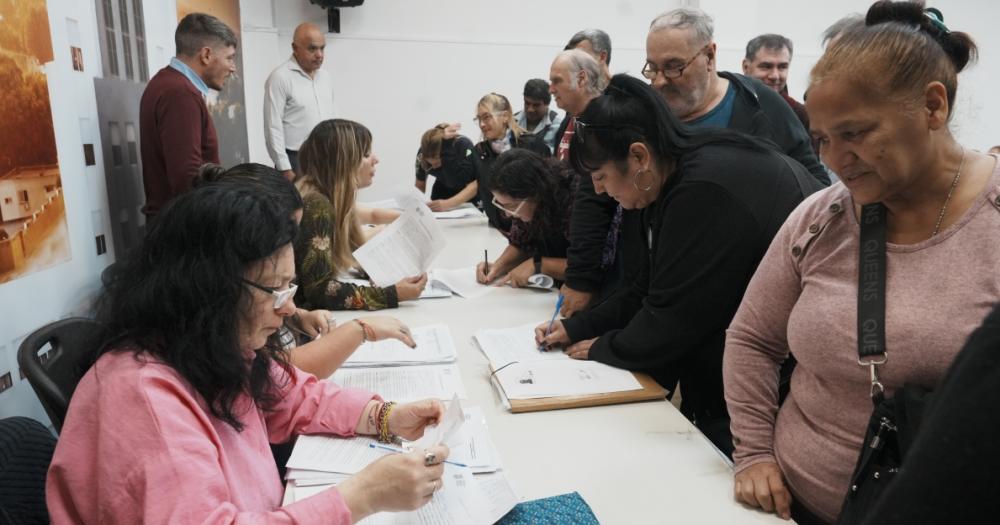 Este mes firmaron 77 escrituras y 33 convenios de escrituración