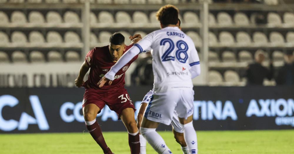 Cardozo maniobra ante Carrizo