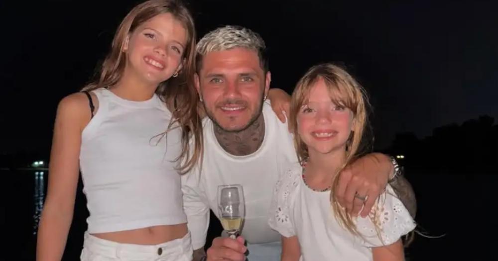 Mauro Icardi con sus hijas Isabella y Francesca