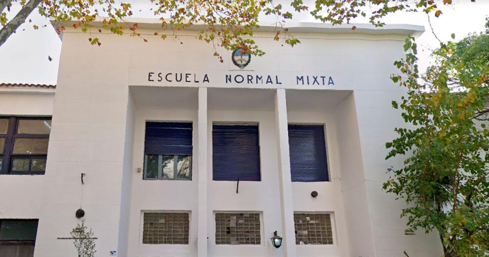 Ojal las nuevas gestiones puedan devolverle a la ENAM todo lo que nos brindó a miles de lomenses