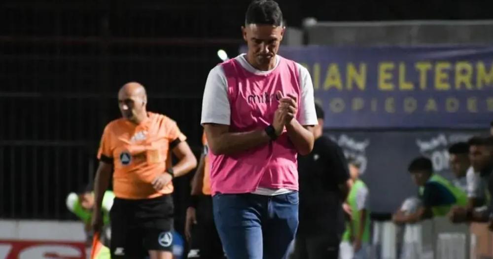 El entrenador Milrayitas analizó la caída en Caballito