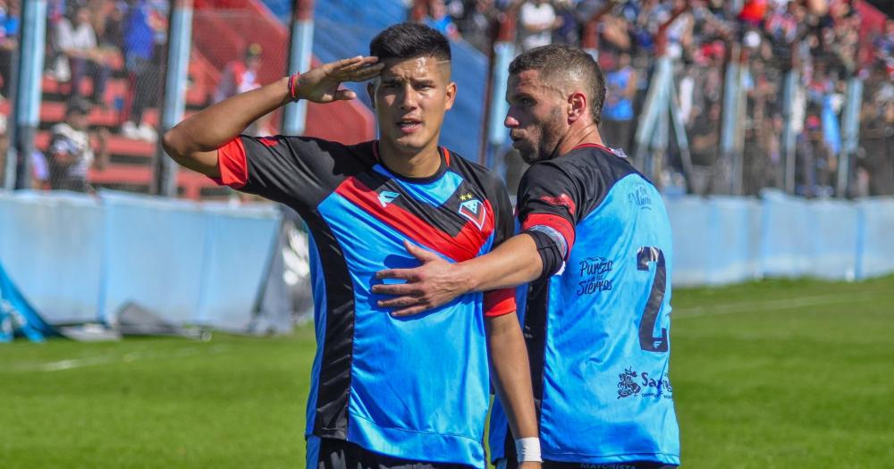 Brown de Adrogué quiere volver a sumar de a tres en el Arandilla