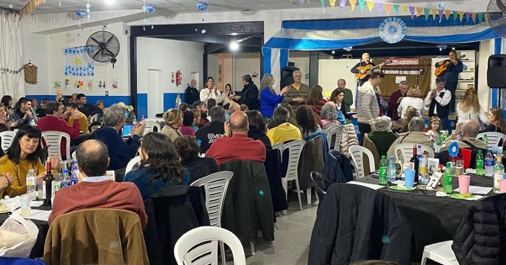 Para celebrar con toda la comunidad