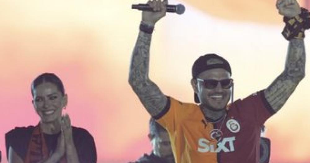 Mauro Icardi y la China Surez de festejo