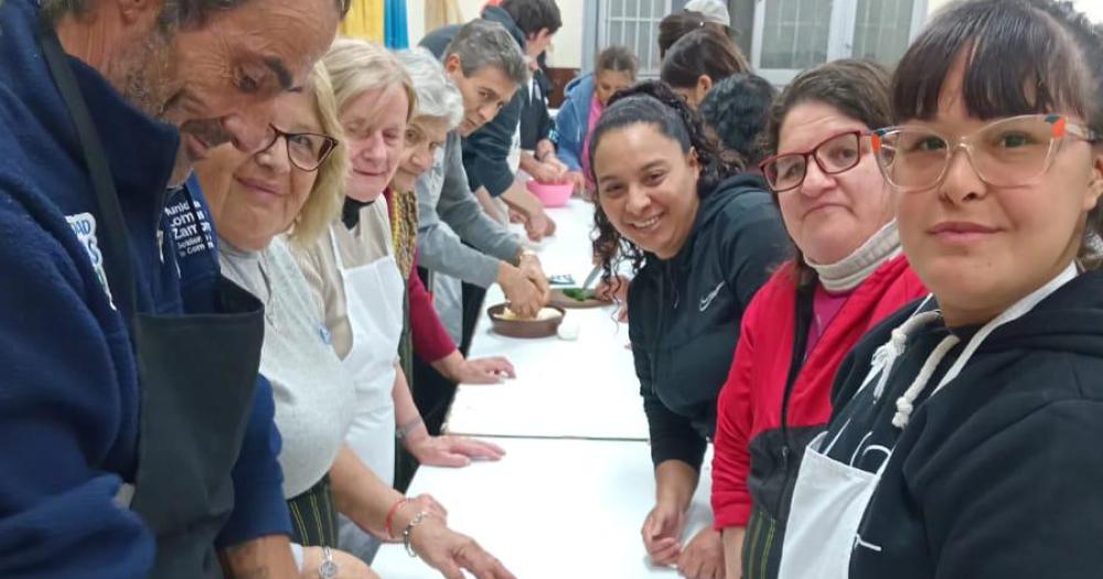 Visitan distintos lugares