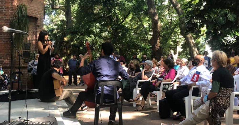 El Festival de Poesía en el Jardín Botnico