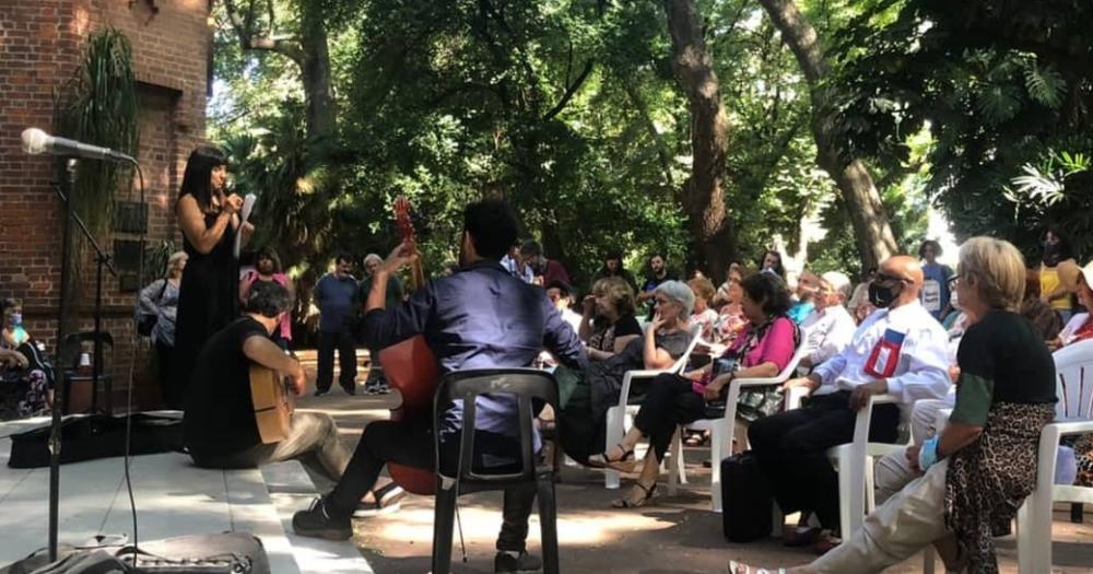 El Festival de Poesía en el Jardín Botnico